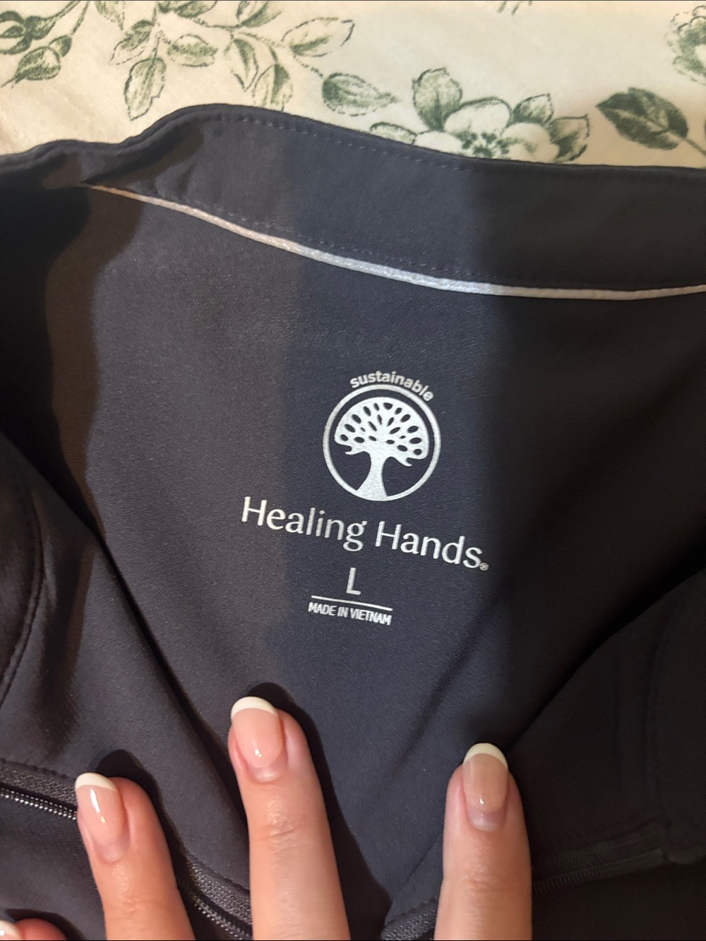 Healing Hands Pewter Grey Scrub set - Picture 2 of 3